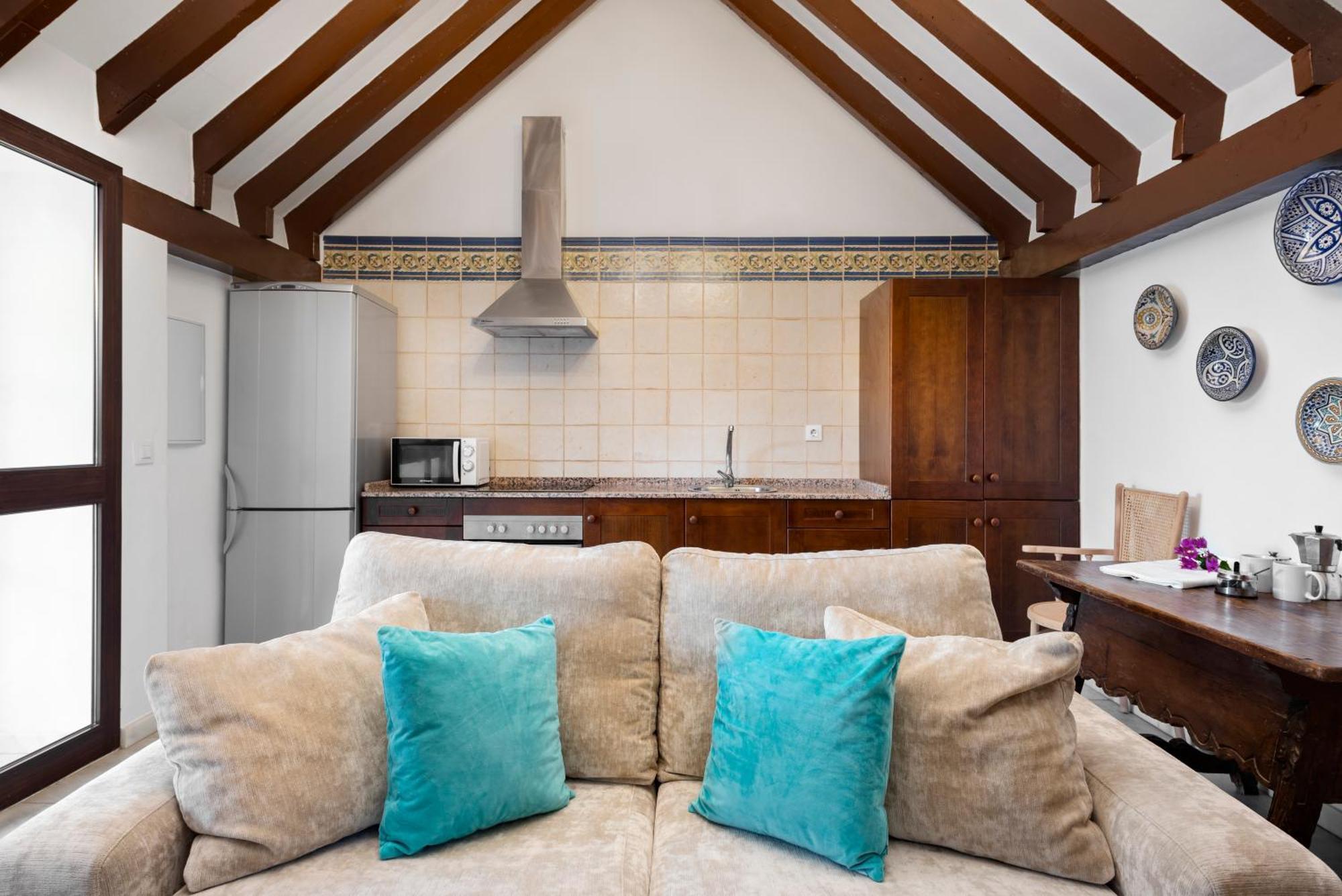 Suites Cortijo Fontanilla Кониль-де-ла-Фронтера Экстерьер фото